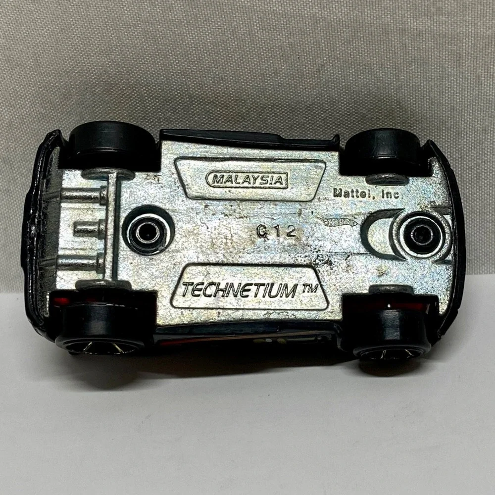 Hot Wheels AcceleRacers Technetium Black Red 1/64 Die-cast HW Car Rare GUC